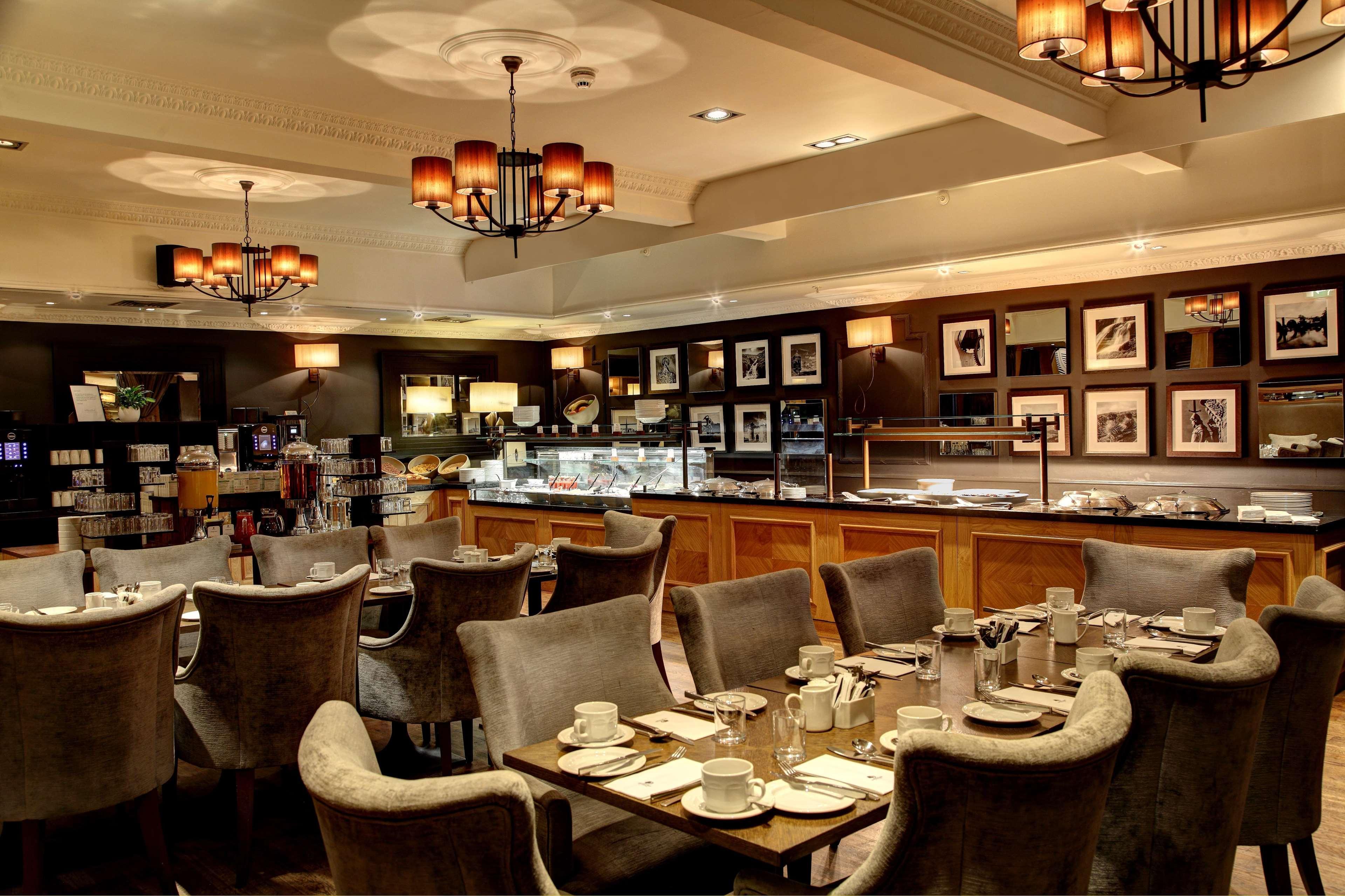 Doubletree By Hilton Dunblane Hydro Hotel Экстерьер фото