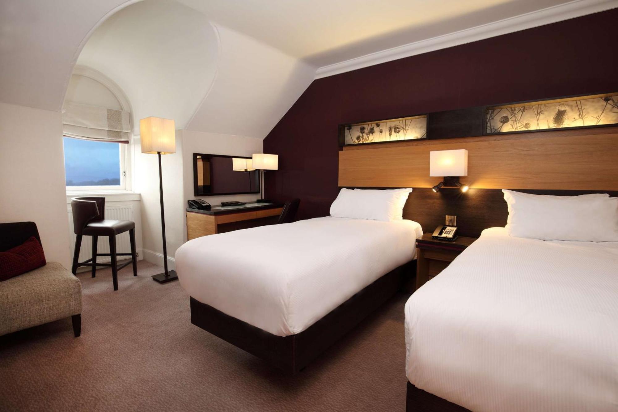 Doubletree By Hilton Dunblane Hydro Hotel Экстерьер фото